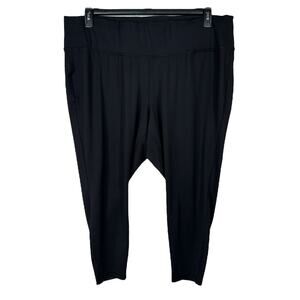 LIVI SZ 26/28 Capris Leggings Activewear Stretch Pocket Elastic Waist Black